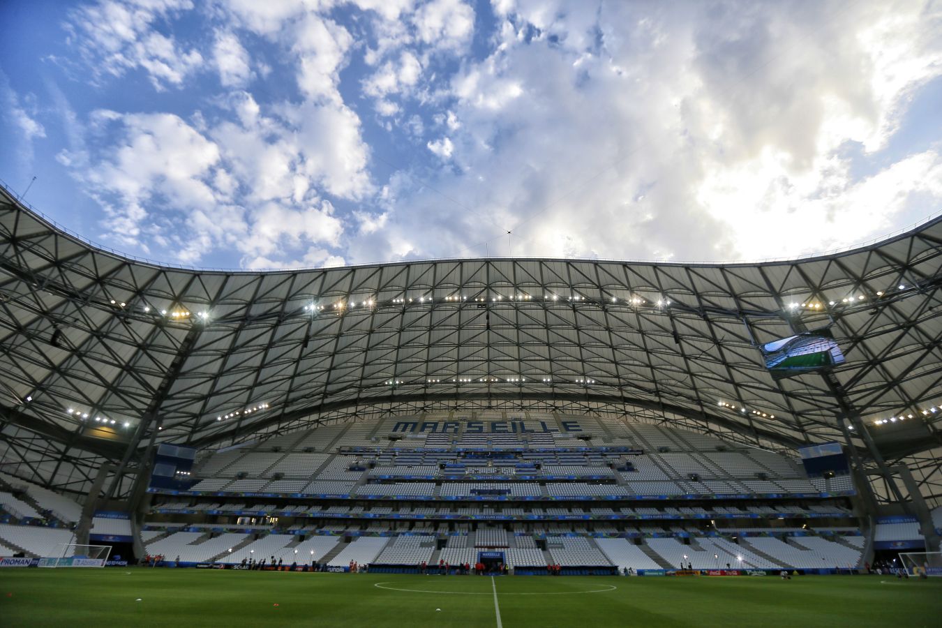 В «Марселе» объяснили, почему команда проведёт ближайшую неделю в Испании