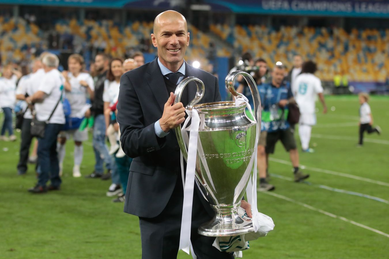 Зинедин Зидан посетил тренировку футболистов «Марселя» — La Provence