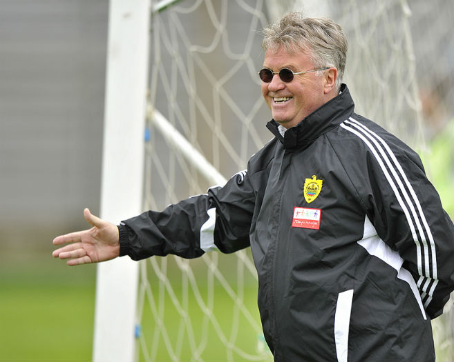 Хиддинк о гостевых встречах “Анжи"